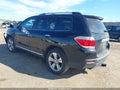 Photo 3 of 16 — 2013 Toyota Highlander