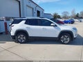 Photo 14 of 17 — 2025 Chevrolet Equinox