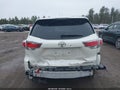 Photo 17 of 19 — 2015 Toyota Highlander