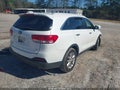 Photo 4 of 17 — 2017 Kia Sorento