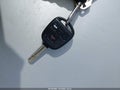Photo 11 of 11 — 2002 Lexus ES 300