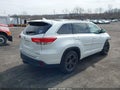 Photo 4 of 13 — 2017 Toyota Highlander