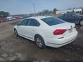 Photo 3 of 11 — 2016 Volkswagen Passat