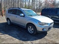 Photo 1 of 16 — 2010 Mitsubishi Outlander
