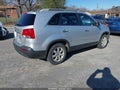 2012 Kia Sorento — photo 4 of 16 | VIN 5XYKTDA25CG248217