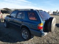 2001 Honda Passport — photo 3 of 11 | VIN 4S6CK58WX14409309