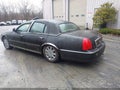 2004 Lincoln Town Car — photo 3 of 12 | VIN 1LNHM83W64Y657300