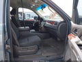 2010 Chevrolet Suburban 1500 — photo 5 of 16 | VIN 1GNUCHE04AR156210