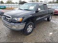 Photo 2 of 12 — 2000 Toyota Tundra