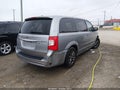 Photo 4 of 17 — 2015 Chrysler Town & Country