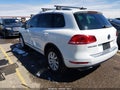 2012 Volkswagen Touareg — photo 3 of 17 | VIN WVGEK9BP6CD009602