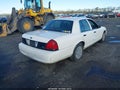 2009 Ford Crown Victoria — photo 4 of 18 | VIN 2FAHP71V69X102568