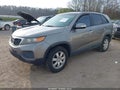 2011 Kia Sorento — photo 2 of 11 | VIN 5XYKT3A15BG104070