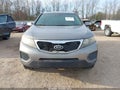 2011 Kia Sorento — photo 6 of 11 | VIN 5XYKT3A15BG104070
