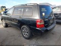 Photo 3 of 11 — 2005 Toyota Highlander
