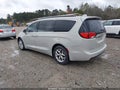 Photo 3 of 16 — 2017 Chrysler Pacifica