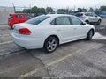 2013 Volkswagen Passat — photo 4 of 11 | VIN 1VWBH7A32DC137901