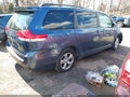 2013 Toyota Sienna — photo 4 of 19 | VIN 5TDKK3DC1DS358106