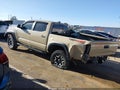 2018 Toyota Tacoma — photo 3 of 17 | VIN 3TMCZ5AN4JM182472