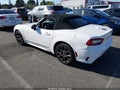 Photo 3 of 16 — 2018 Fiat 124 Spider
