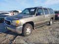 2002 GMC Yukon XL — photo 2 of 16 | VIN 1GKEC16Z62J297821