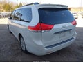 2011 Toyota Sienna — photo 3 of 17 | VIN 5TDYK3DC2BS063006
