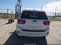 Photo 16 of 18 — 2018 Jeep Grand Cherokee