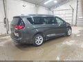 2017 Chrysler Pacifica — photo 4 of 18 | VIN 2C4RC1BG5HR506620