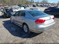 2013 Volkswagen Passat — photo 3 of 19 | VIN 1VWCP7A36DC091352