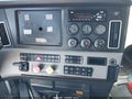 Photo 23 of 24 — 2019 Freightliner New Cascadia 126