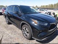 Photo 1 of 16 — 2023 Toyota Highlander