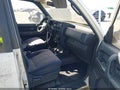 1993 Isuzu Trooper — photo 5 of 11 | VIN JACDH57W4P7902510