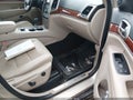 Photo 5 of 12 — 2011 Jeep Grand Cherokee