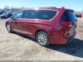 Photo 3 of 17 — 2017 Chrysler Pacifica