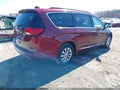 Photo 4 of 17 — 2017 Chrysler Pacifica