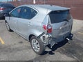 2014 Toyota Prius C — photo 3 of 19 | VIN JTDKDTB33E1572817