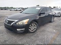 2015 Nissan Altima — photo 2 of 10 | VIN 1N4AL3AP4FC412444