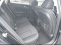 2018 Kia Optima — photo 8 of 15 | VIN 5XXGT4L35JG221144