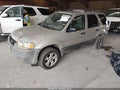 2005 Ford Escape — photo 2 of 16 | VIN 1FMYU93125KA87794