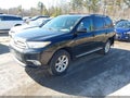 Photo 2 of 17 — 2011 Toyota Highlander