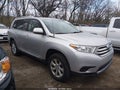 Photo 1 of 11 — 2012 Toyota Highlander