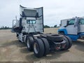 Photo 3 of 16 — 2025 Volvo VNR