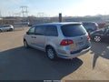 2011 Volkswagen Routan — photo 3 of 12 | VIN 2V4RW4DG1BR805217