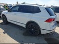 2020 Volkswagen Tiguan — photo 3 of 16 | VIN 3VV2B7AX1LM174136