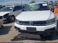 2020 Volkswagen Tiguan — photo 6 of 16 | VIN 3VV2B7AX1LM174136