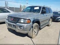 Photo 2 of 11 — 2001 Mitsubishi Montero