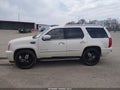 2008 Cadillac Escalade — photo 13 of 18 | VIN 1GYFK63868R136188