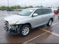 Photo 2 of 18 — 2011 Toyota Highlander