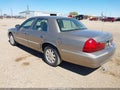 2005 Mercury Grand Marquis — photo 3 of 11 | VIN 2MEFM75W05X641208