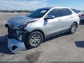 2018 Chevrolet Equinox — photo 2 of 16 | VIN 2GNAXSEV3J6170837